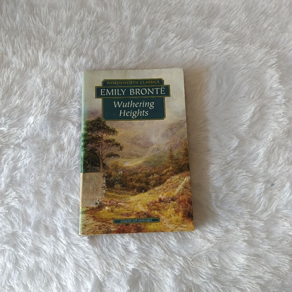 [Preloved, English] Wuthering Height - Emily Bronte