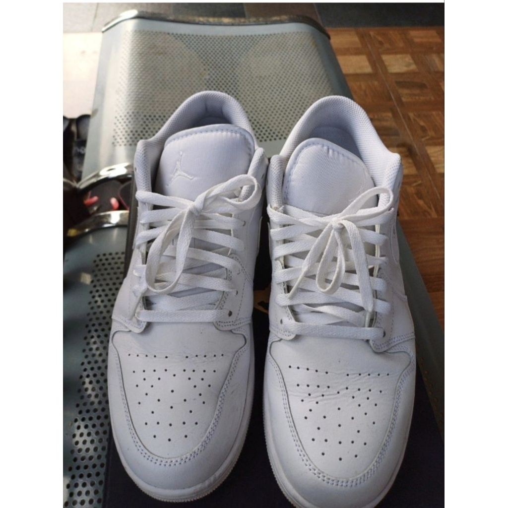 AIR JORDAN LOW WHITE