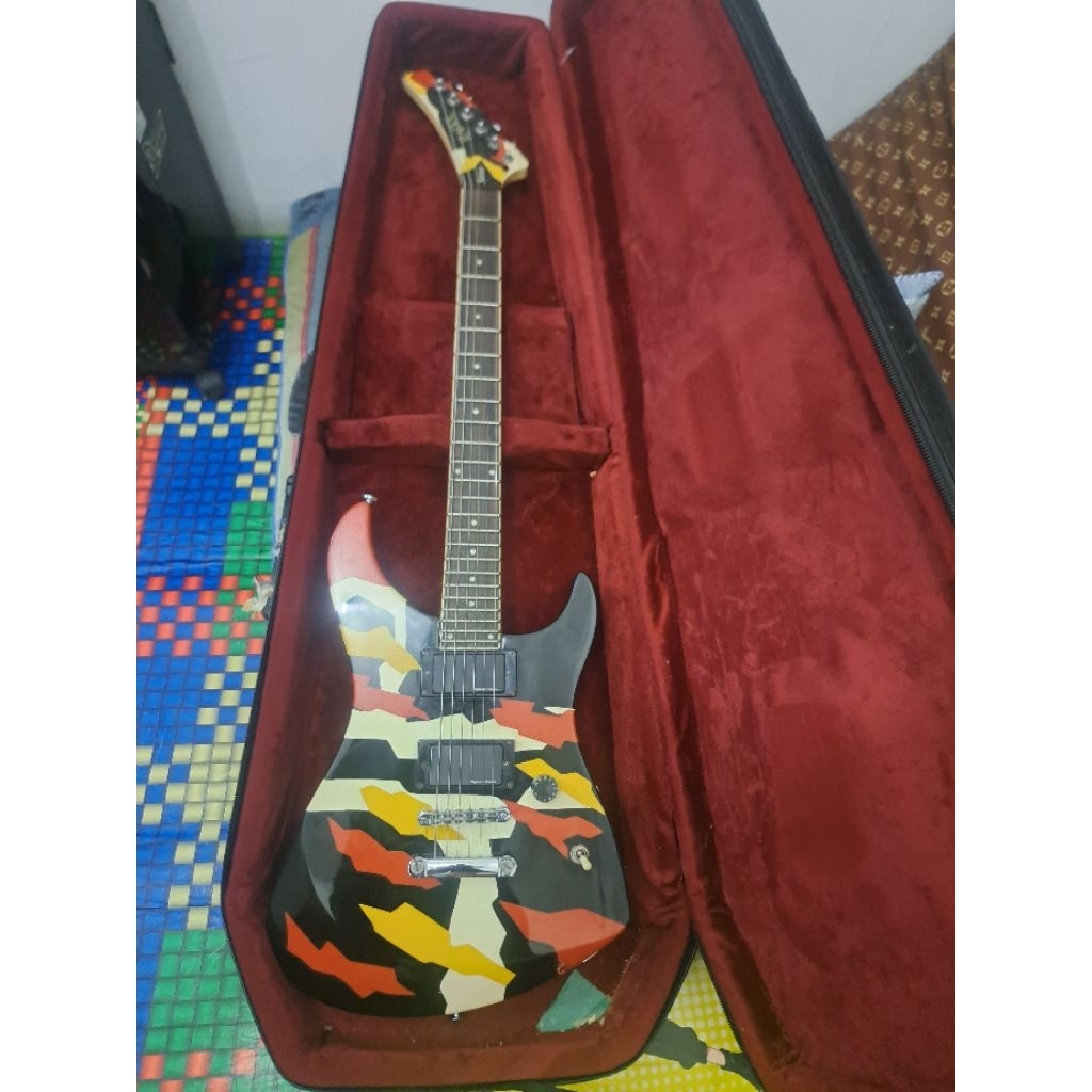 Gitar Radix Saint Signature