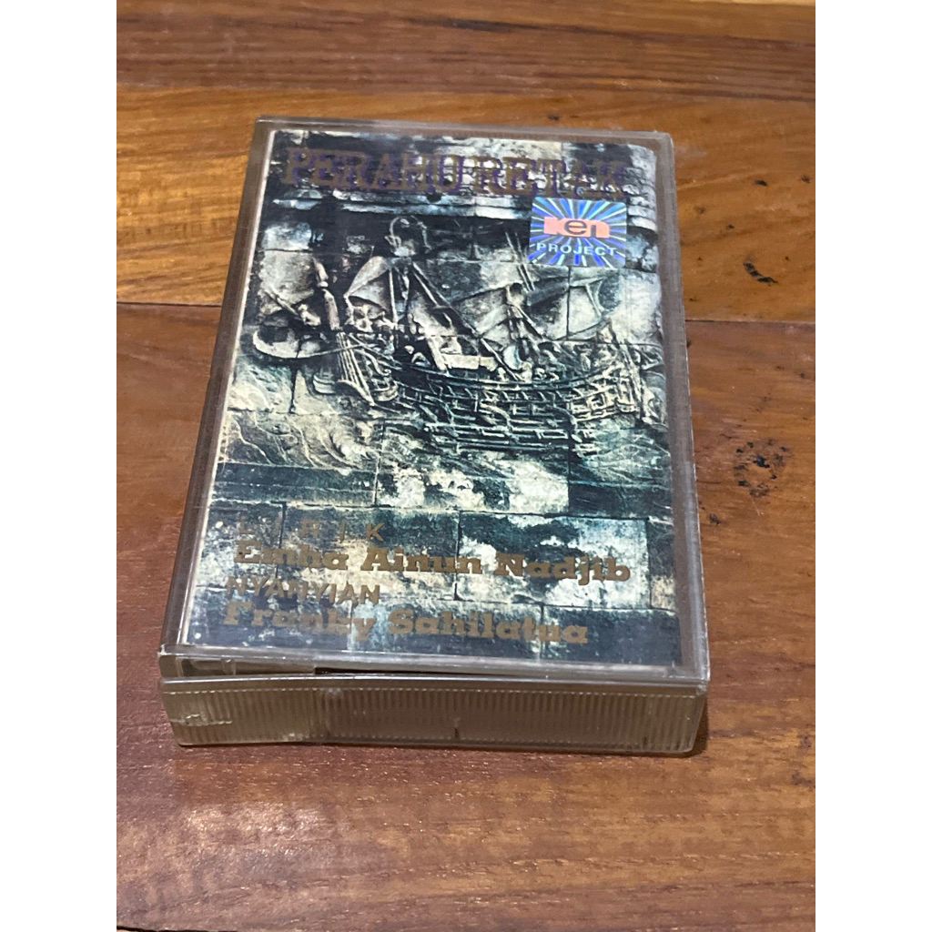 Kaset pita Perahu Retak - Self Titled