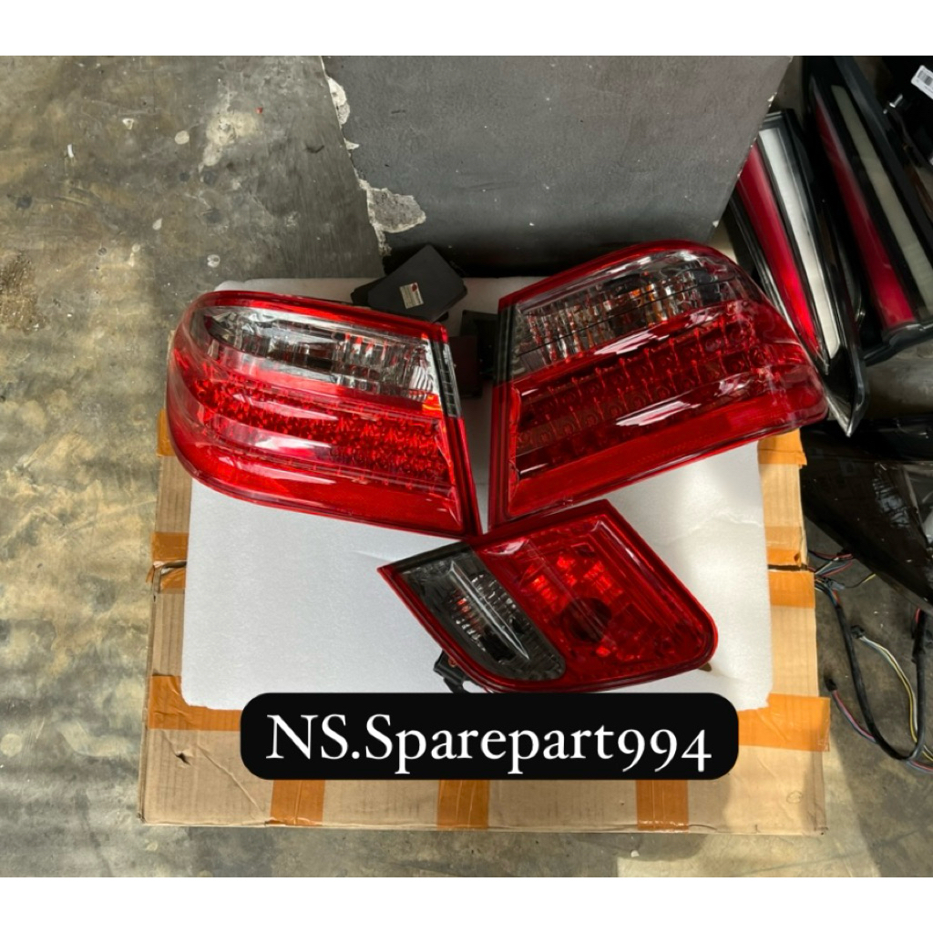 stoplamp lampu belakang mercy w210