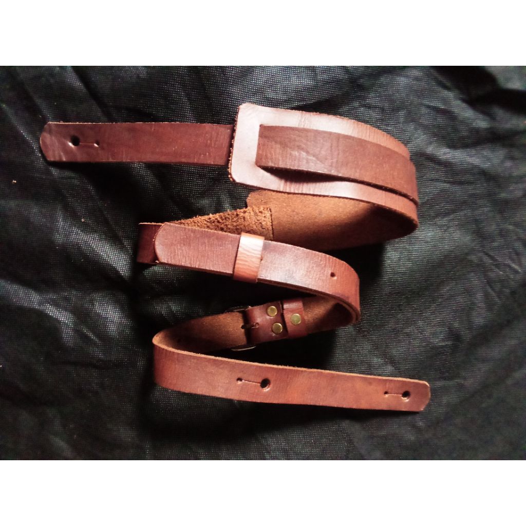 Strap Gitar kulit asli (genuine leather) design signature SLASH