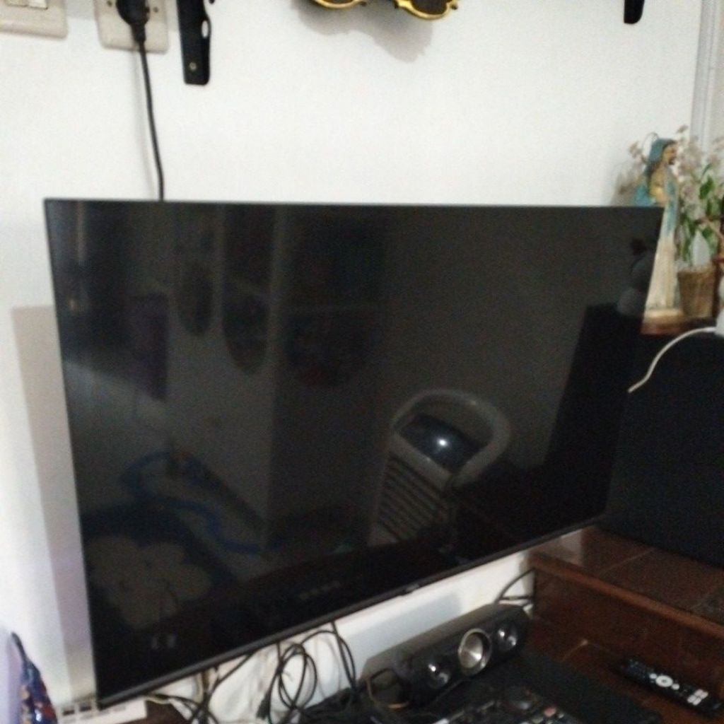 TV Led Panasonic 43 inch model TH-43E306G