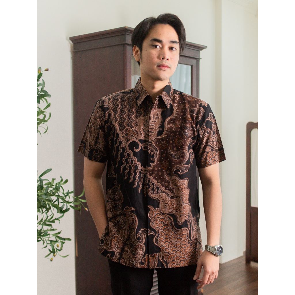 Batik Ayman - LENGAN PENDEK | Kemeja Batik Pria Katun Solo Halus
