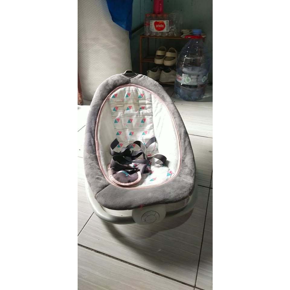 Tempat tidur bayi goyang ayunan bayi