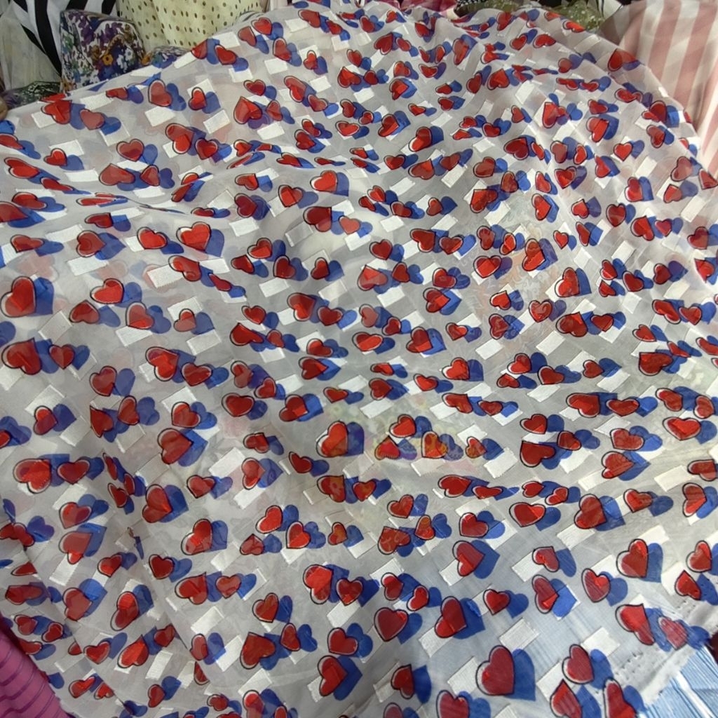 KAIN SIFON URAGIRI PREMIUM MOTIF LOVE  - KAIN SIFON RUBIAH MOTIF LOVE - BAHAN KAIN SIFON MOTIF LOVE 