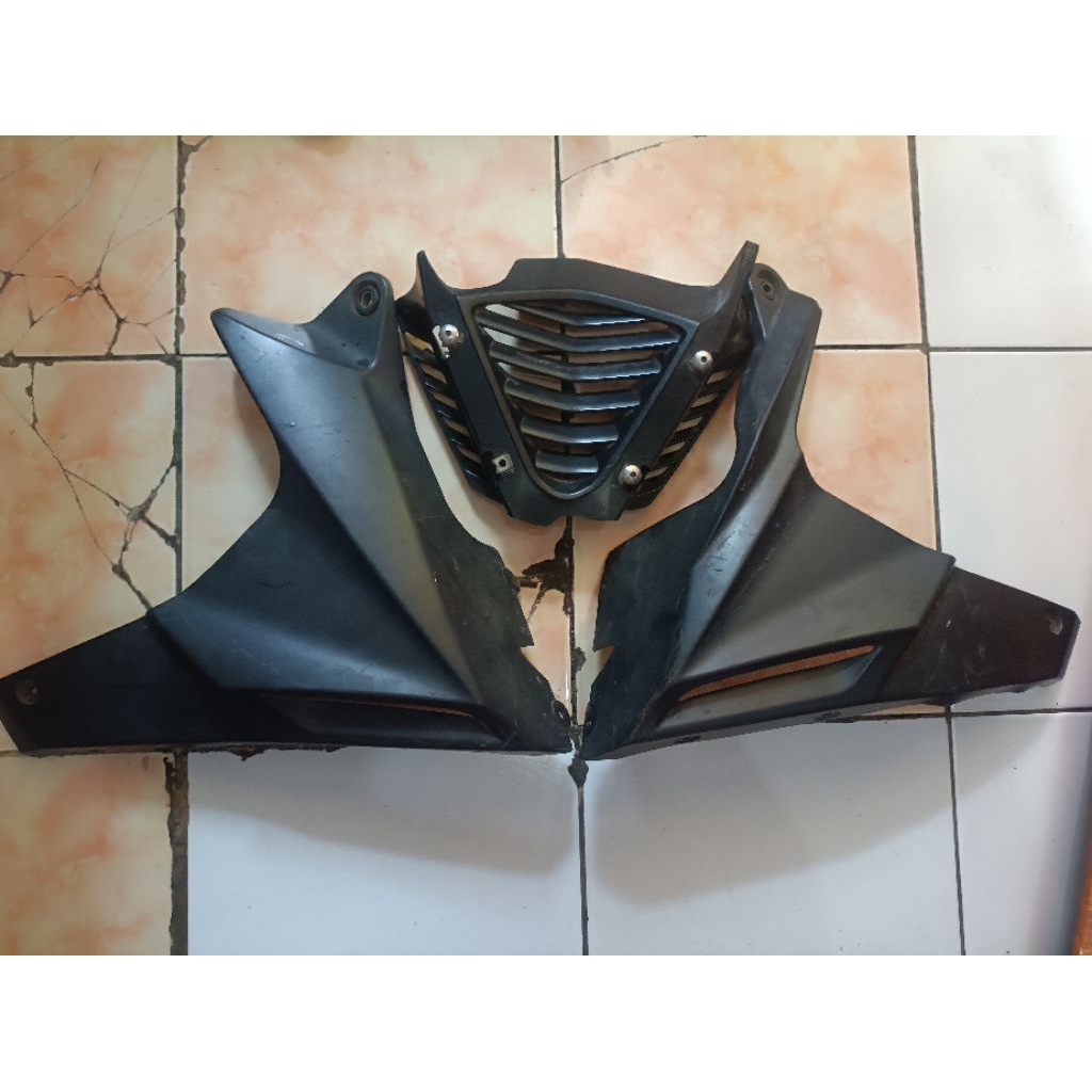 UNDERCOWL ORIGINAL SET YAMAHA XABRE