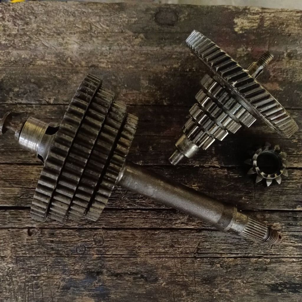 Gigi mesin vespa sprint as roda gigi borobudur