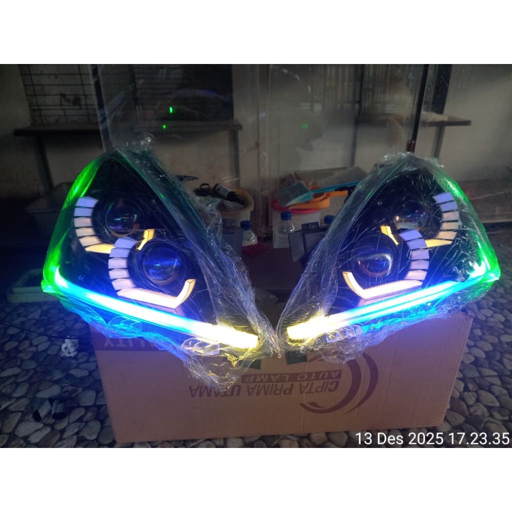 headlamp avanxa -xenia 2004 - 2011