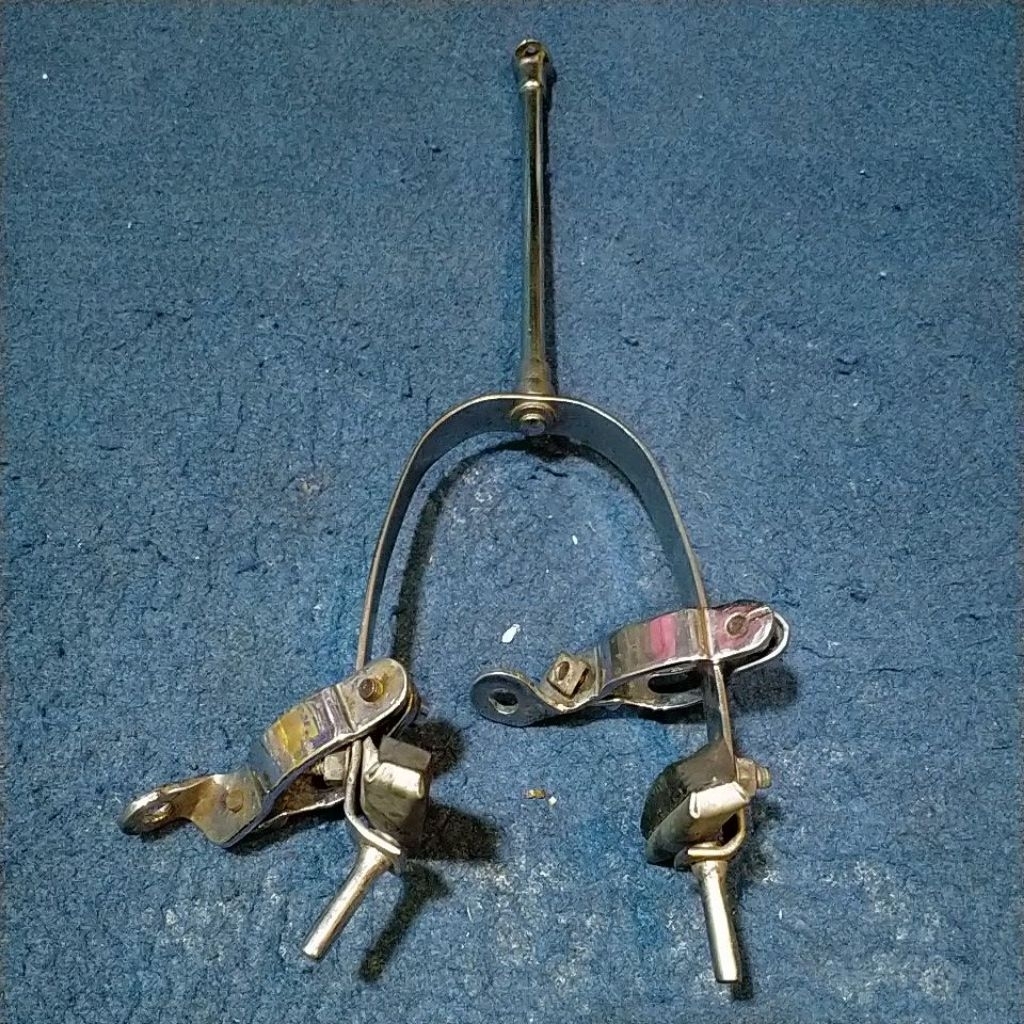 kawat rem depan sepeda onthel tua anggland