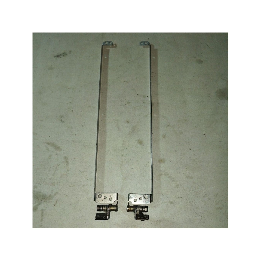 engsel dudukan lcd laptop Toshiba satellite L510