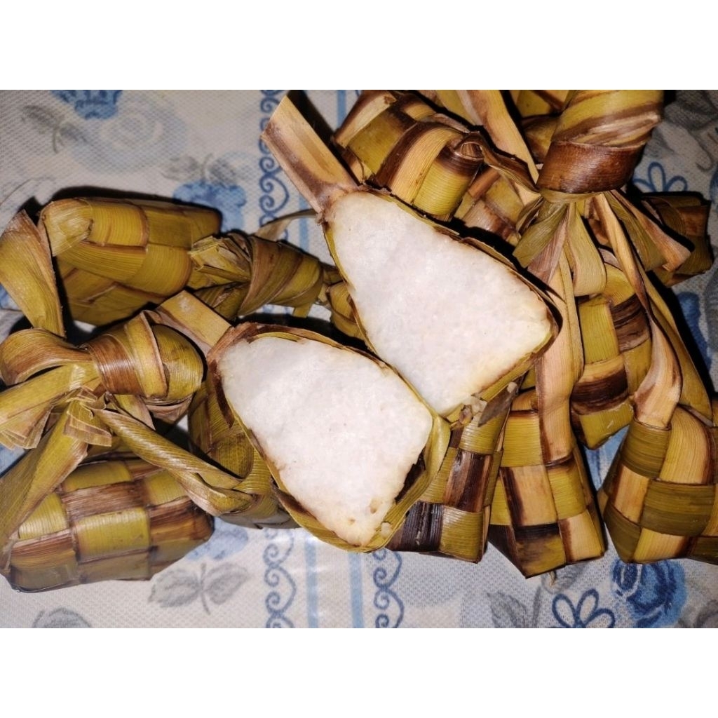 KETUPAT LEBARAN _ KETUPAT MATANG _ KETUPAT ASAK _ KETUPAT ASLI BLOK KUPAT