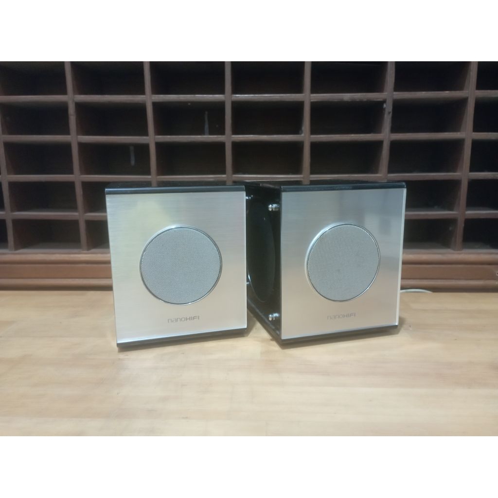 Speaker Pasif Polytron Nano Hifi ( 2,5" inch ) Bass Radiator System Sepasang.