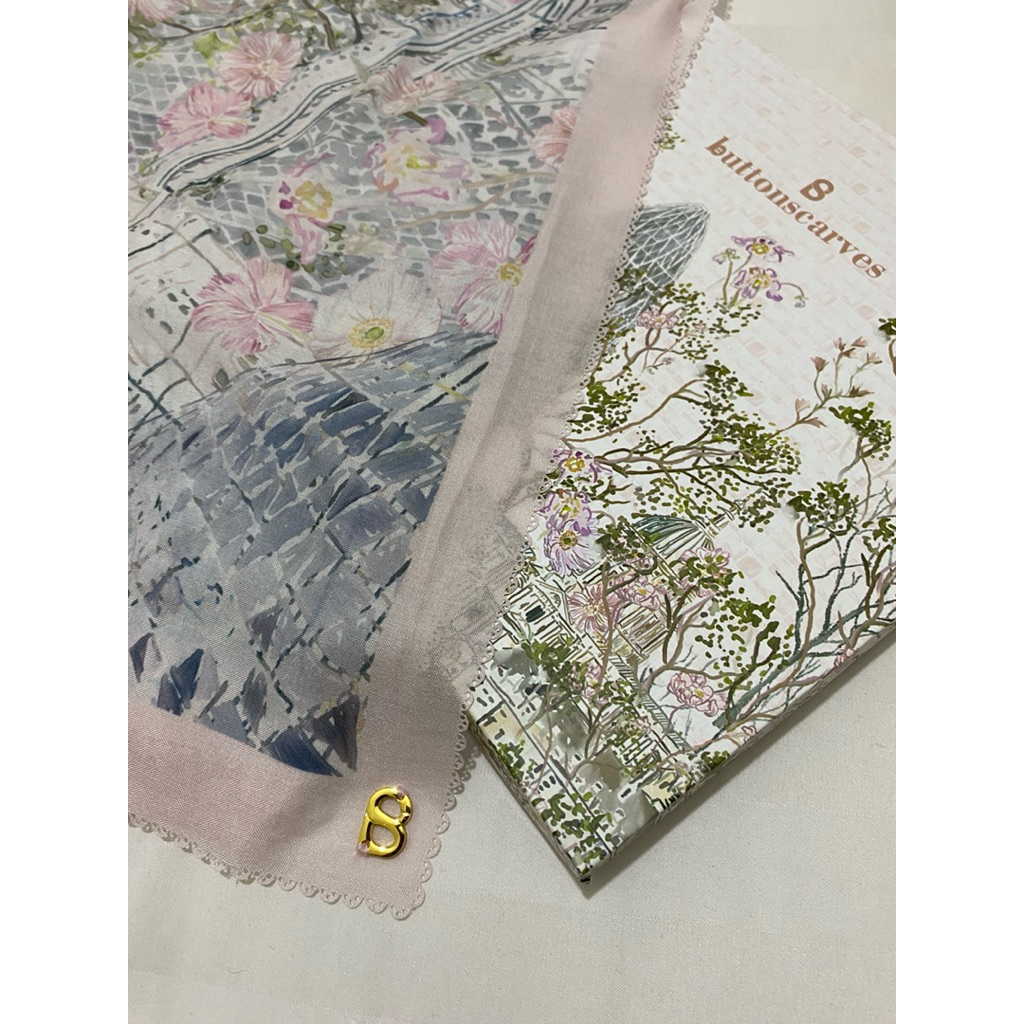 Preloved The British White by Buttonscarves BS