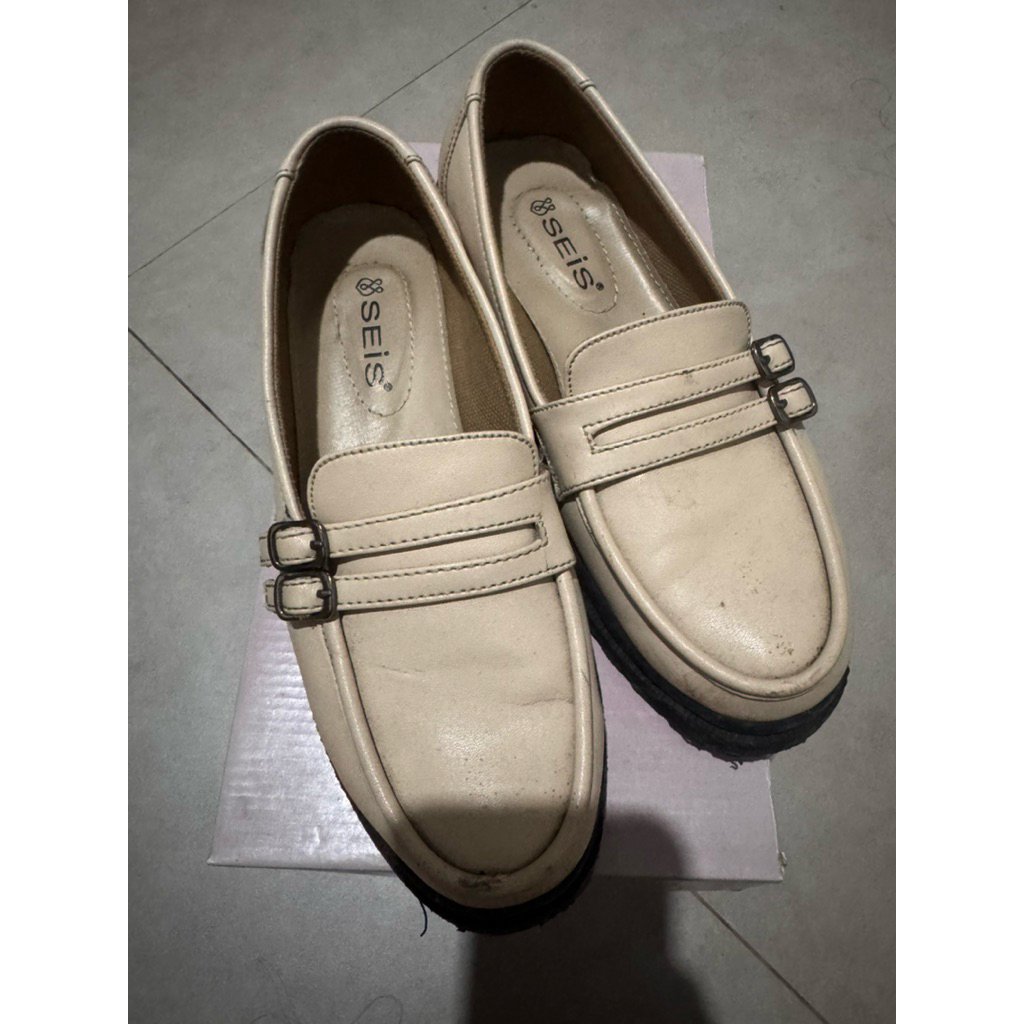 preloved sepatu wanita loafer seis ori good condition