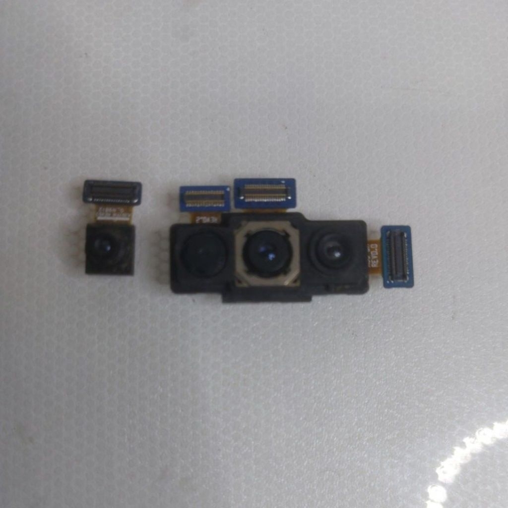KAMERA SET SAMSUNG A30S ORI BEKAS COPOTAN