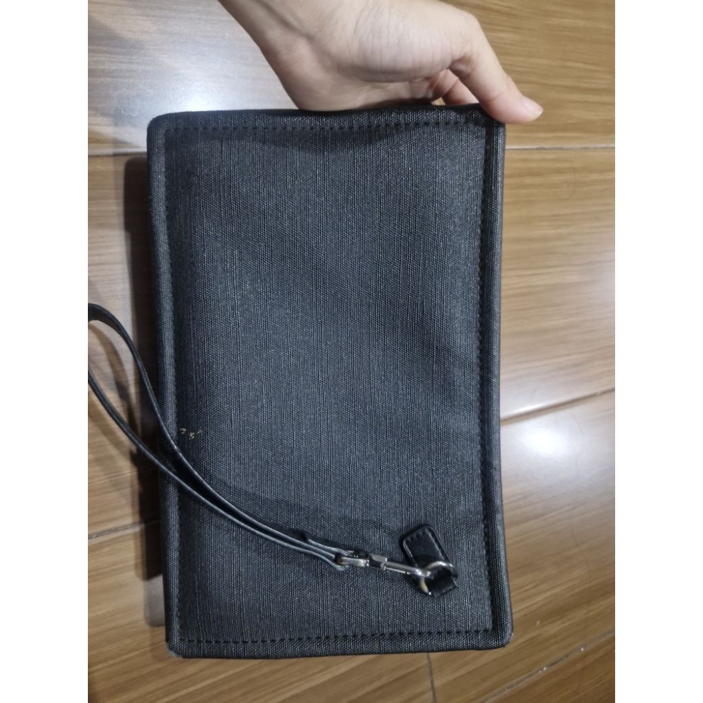 preloved clucth pedro pria,tas pria