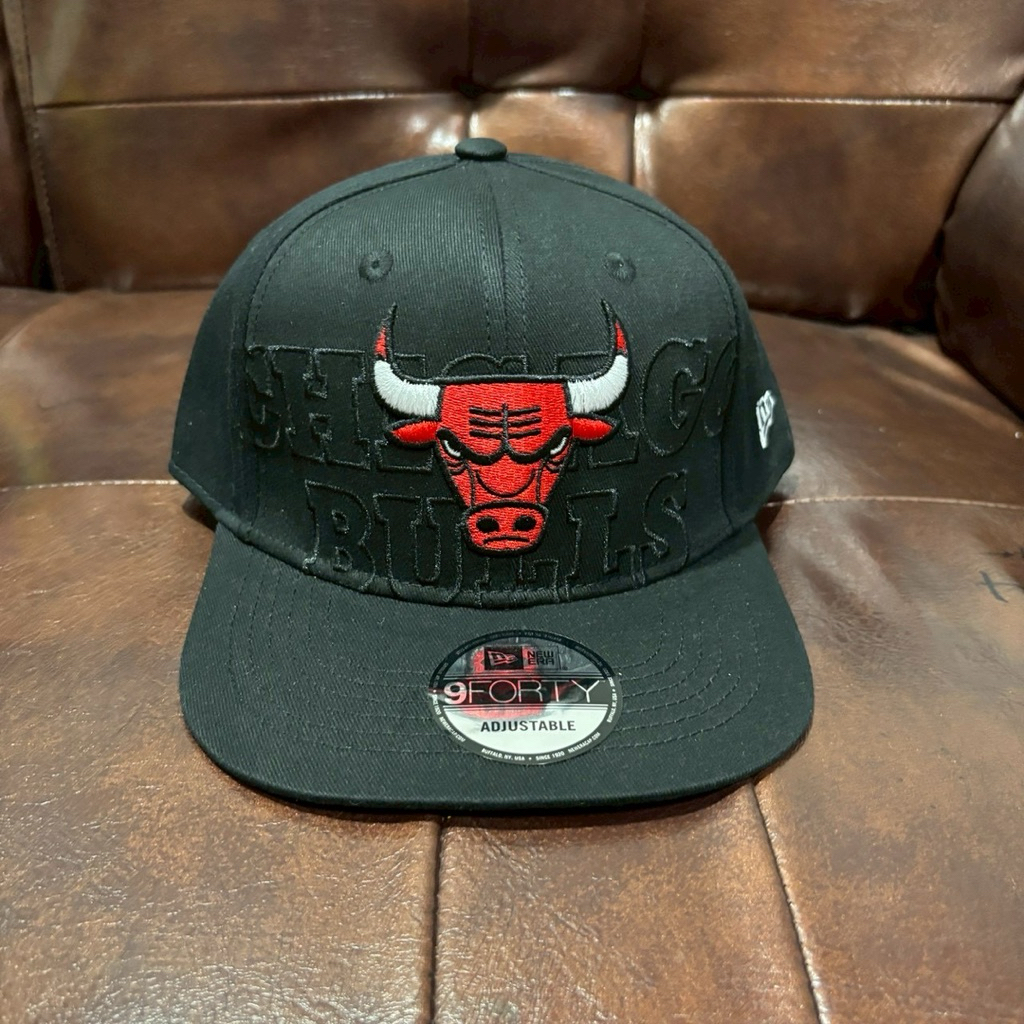 TOPI NBA 9 FORTY CHICAGO BULLS BLACK RED