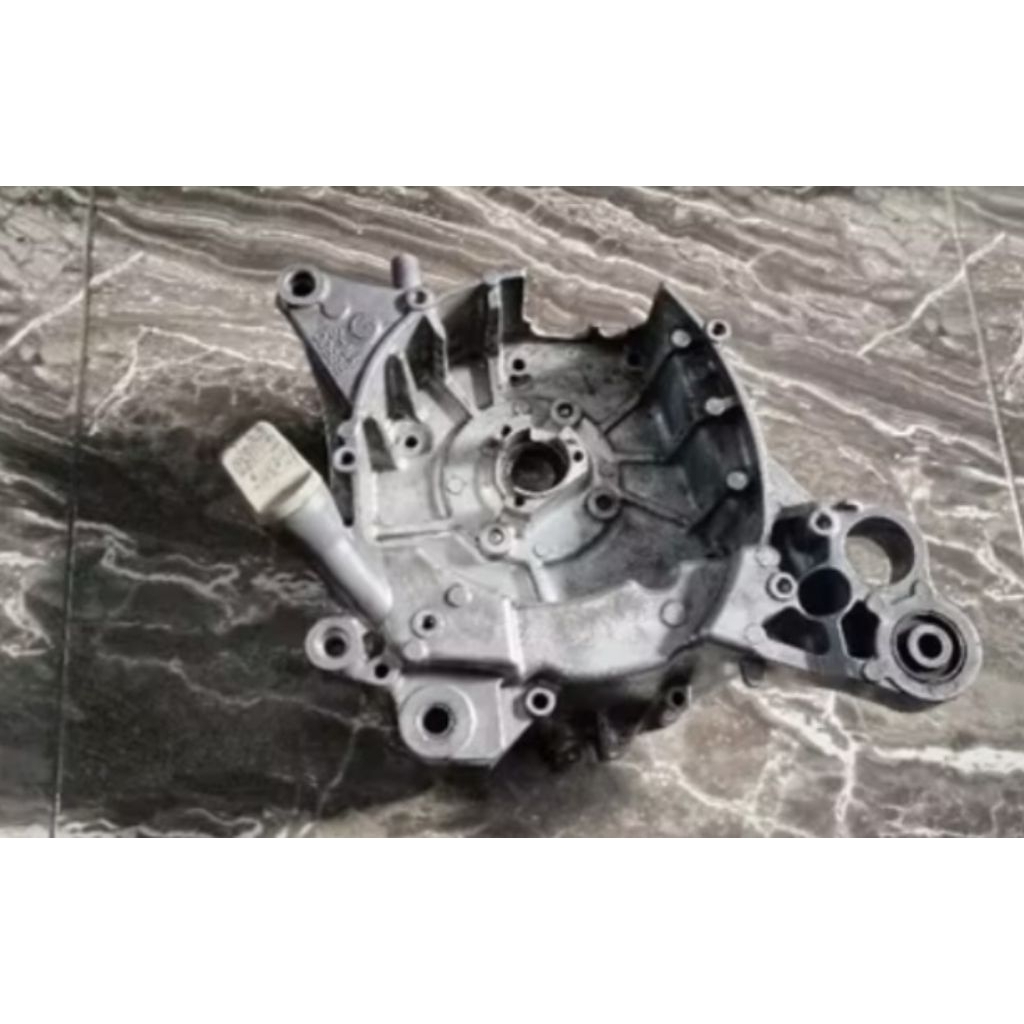 crakcese oli yamaha lexi B65 original