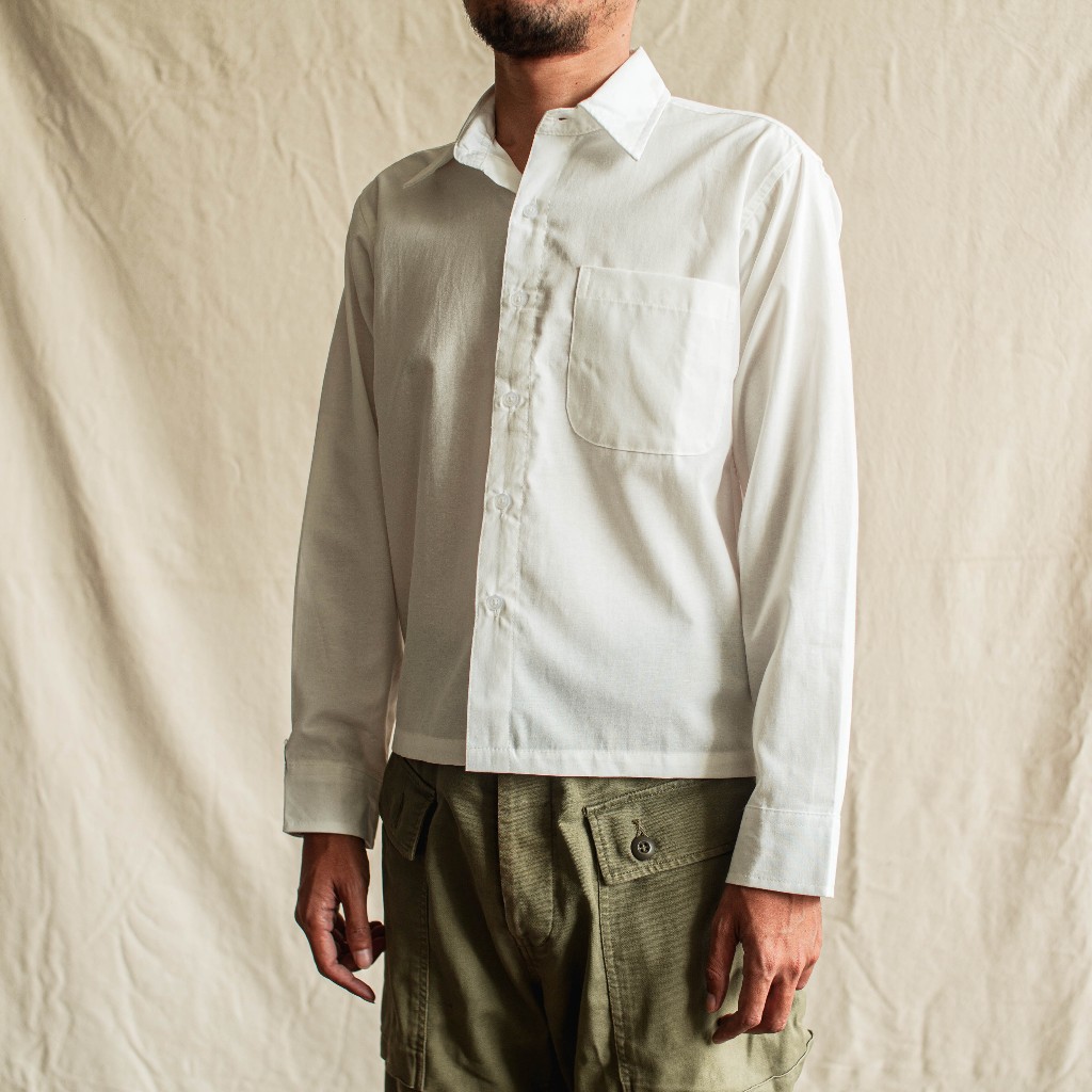 QUTN Kemeja Pria Lengan Panjang Boxy Button Up LS - White Oxford