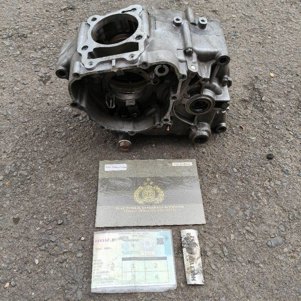 Crankcase KLX 150 SS Lengkap original lepasan (bekas)