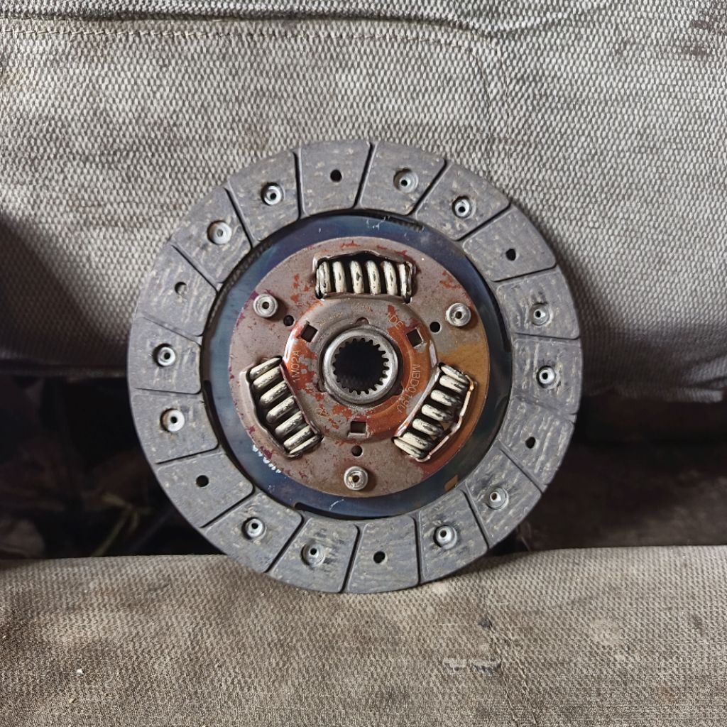 Kampas kopling Mitsubishi Lancer Dangan SOHC CB2