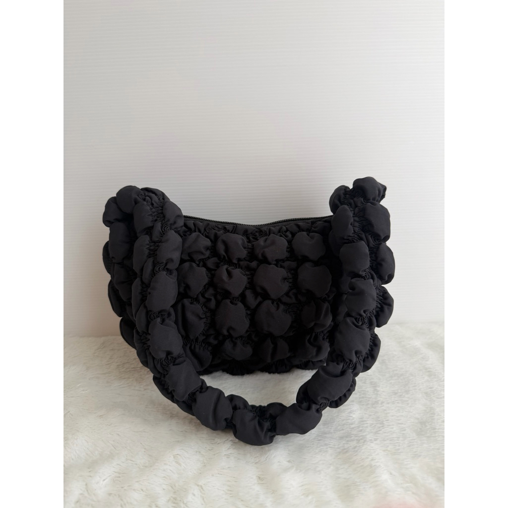 PRELOVED - NYLON QUILTED SHOULDER BAG