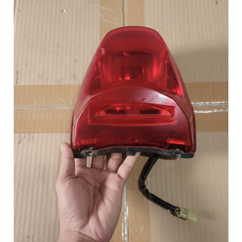 LAMPU BELAKANG HONDA VERZA 150 (2013-2017) ORIGINAL SECOND FUNGSI NORMAL (TESTED) Stoplamp VERZA 150