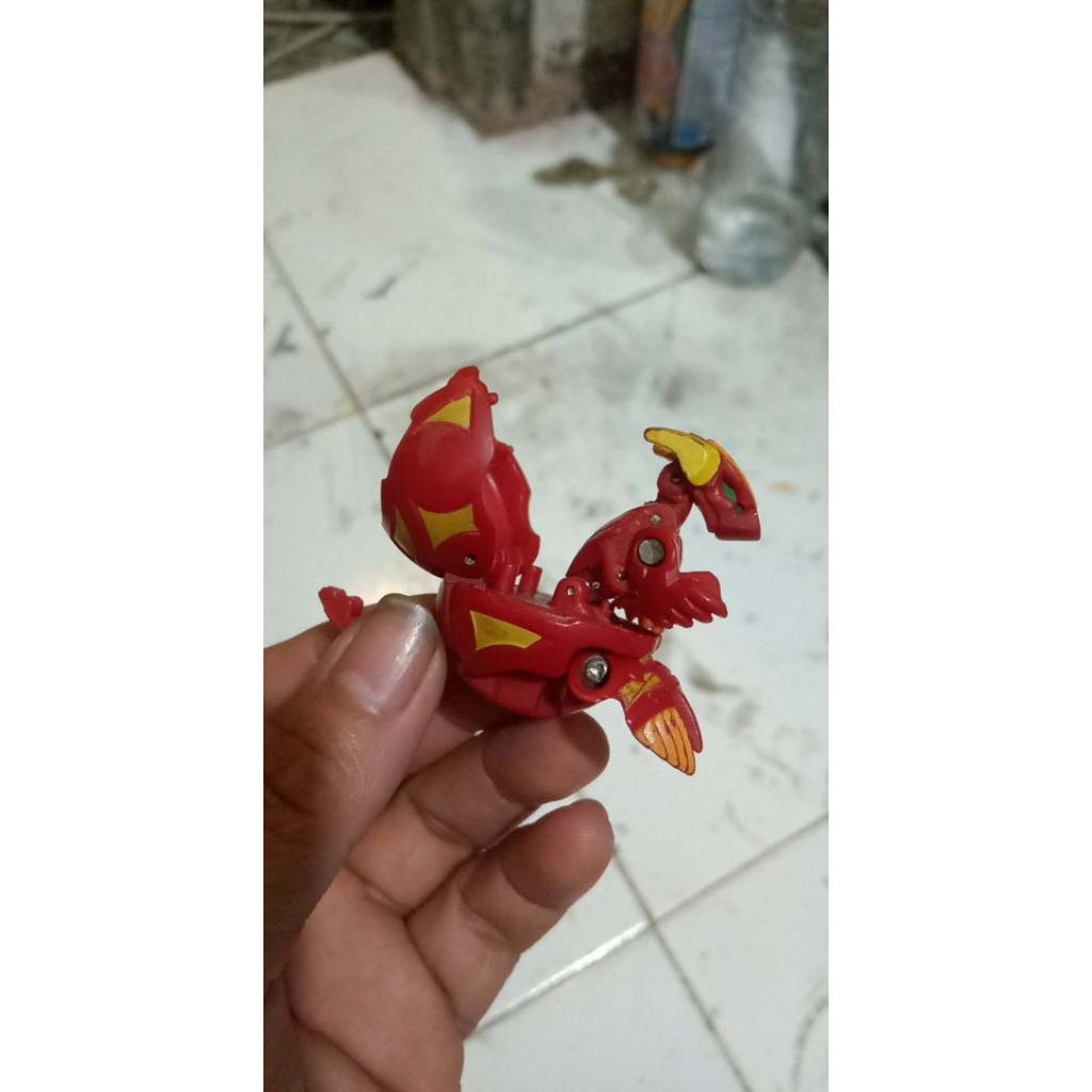 mainan bakugan pyrus helix dragonoid sega toys