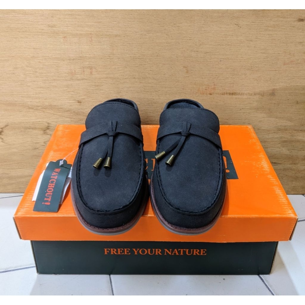 Sepatu Slip On Loafers Original Watchout