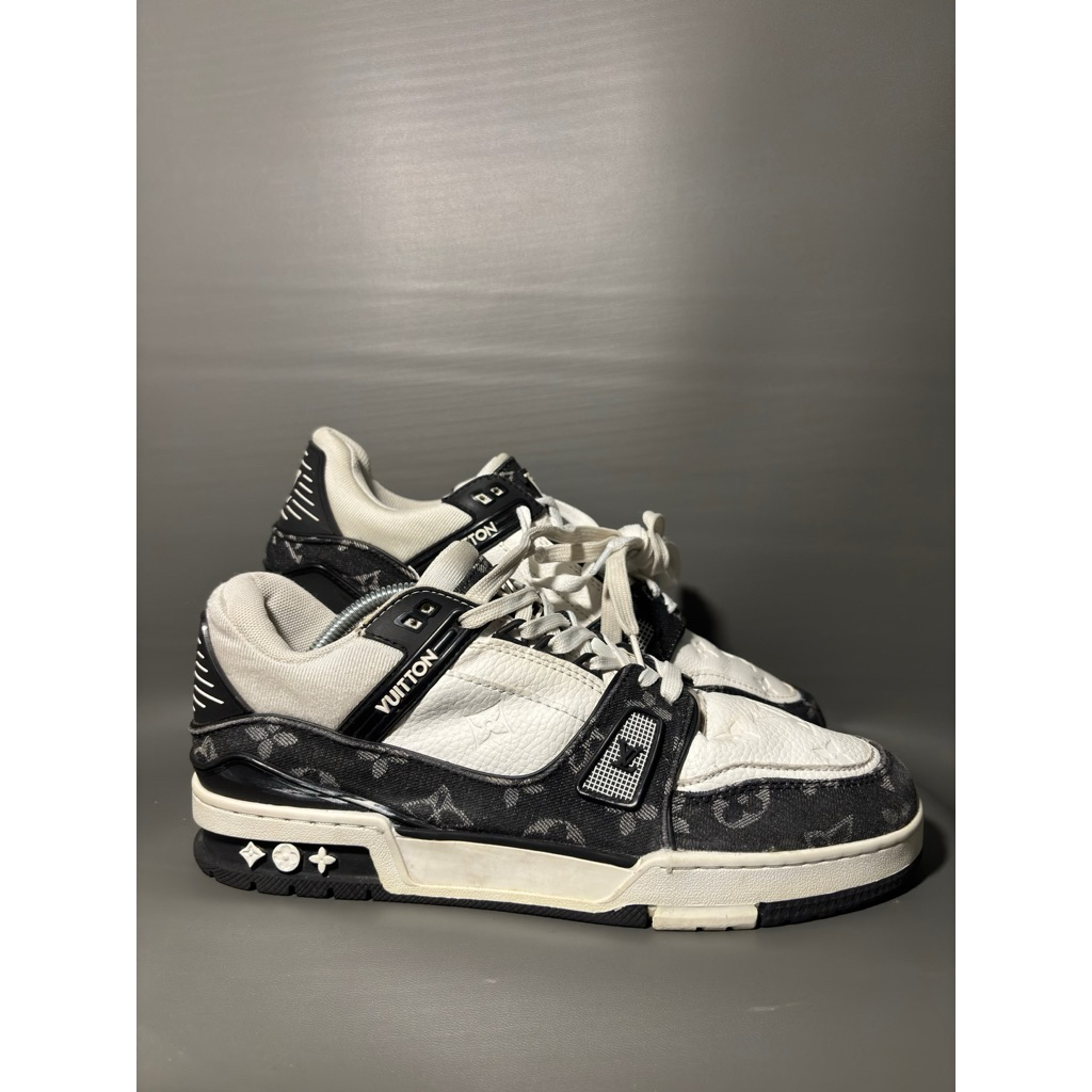 Sepatu LV Trainer Sneaker Monogram Denim Black White - Size 42/43