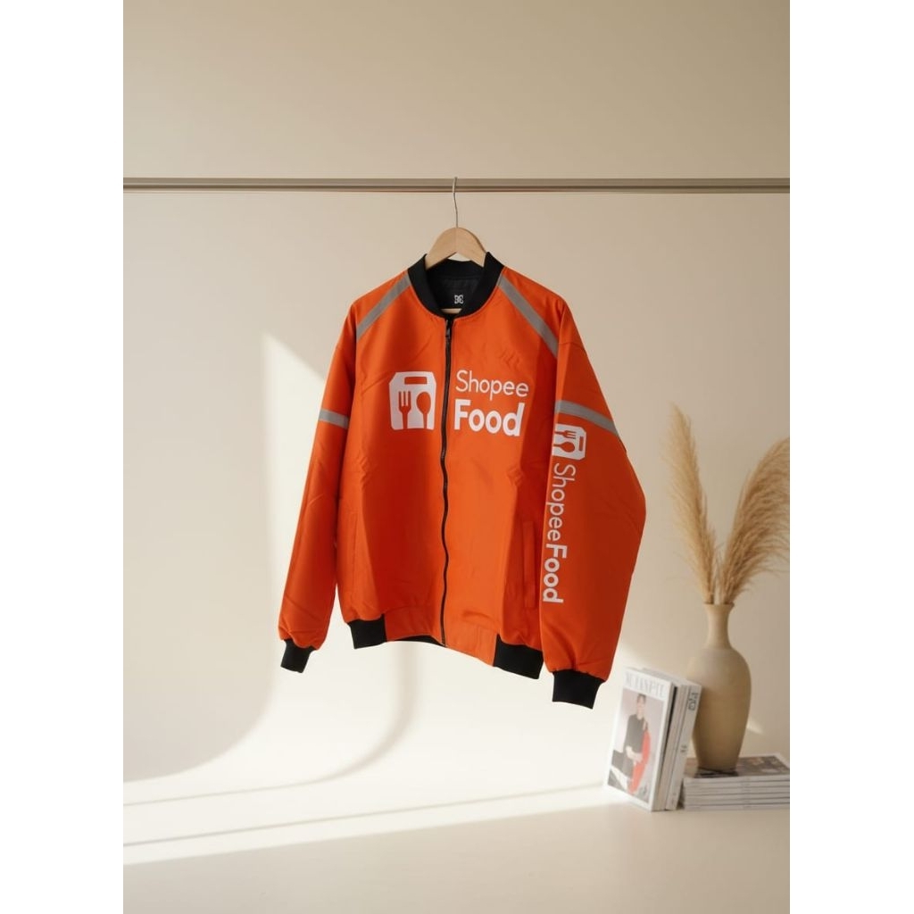 jaket bomber oranye pood