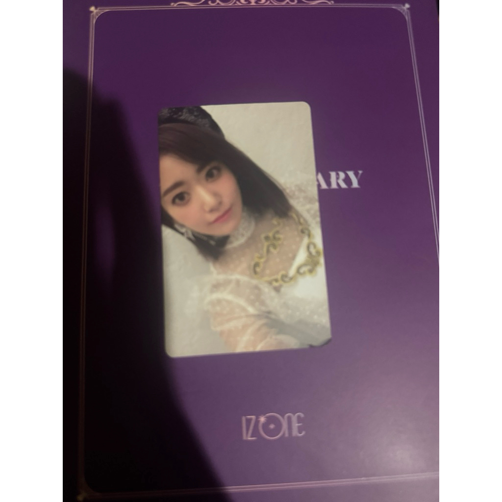 photocard pc sakura miyawaki izone lesserafim la vie en rose