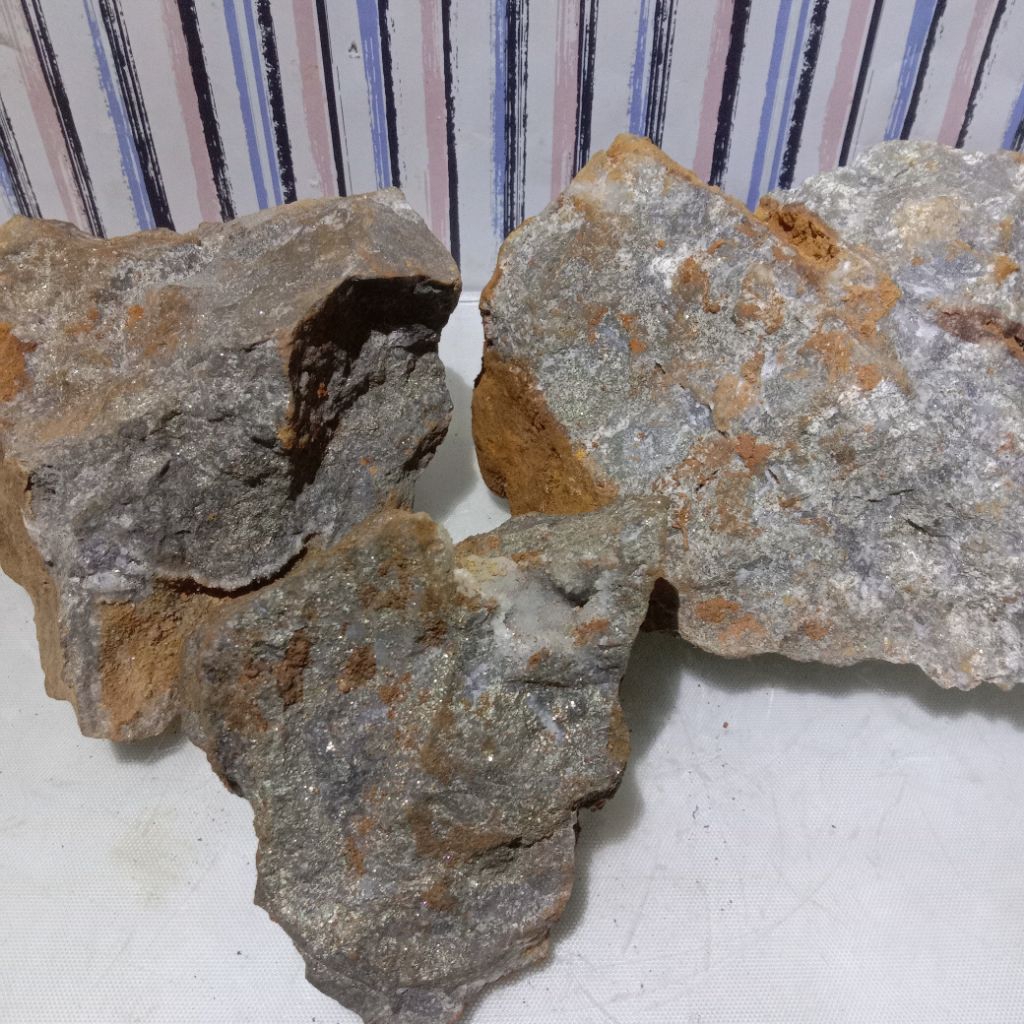 Batu Pirit Emas Superan Bobot 5 Kg Full Mineral Emas, Dijamin.