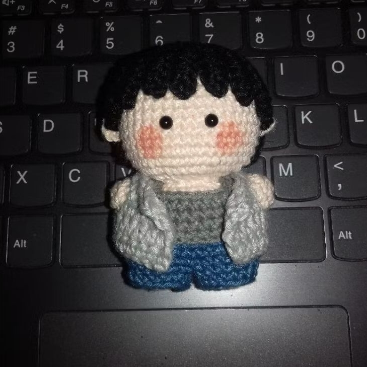 Kpop Doll Crochet | custom KPop doll | crochet doll