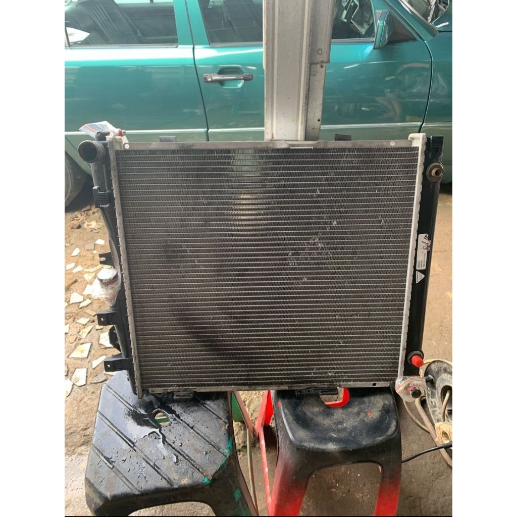 Radiator Mercedes Benz W124  E320