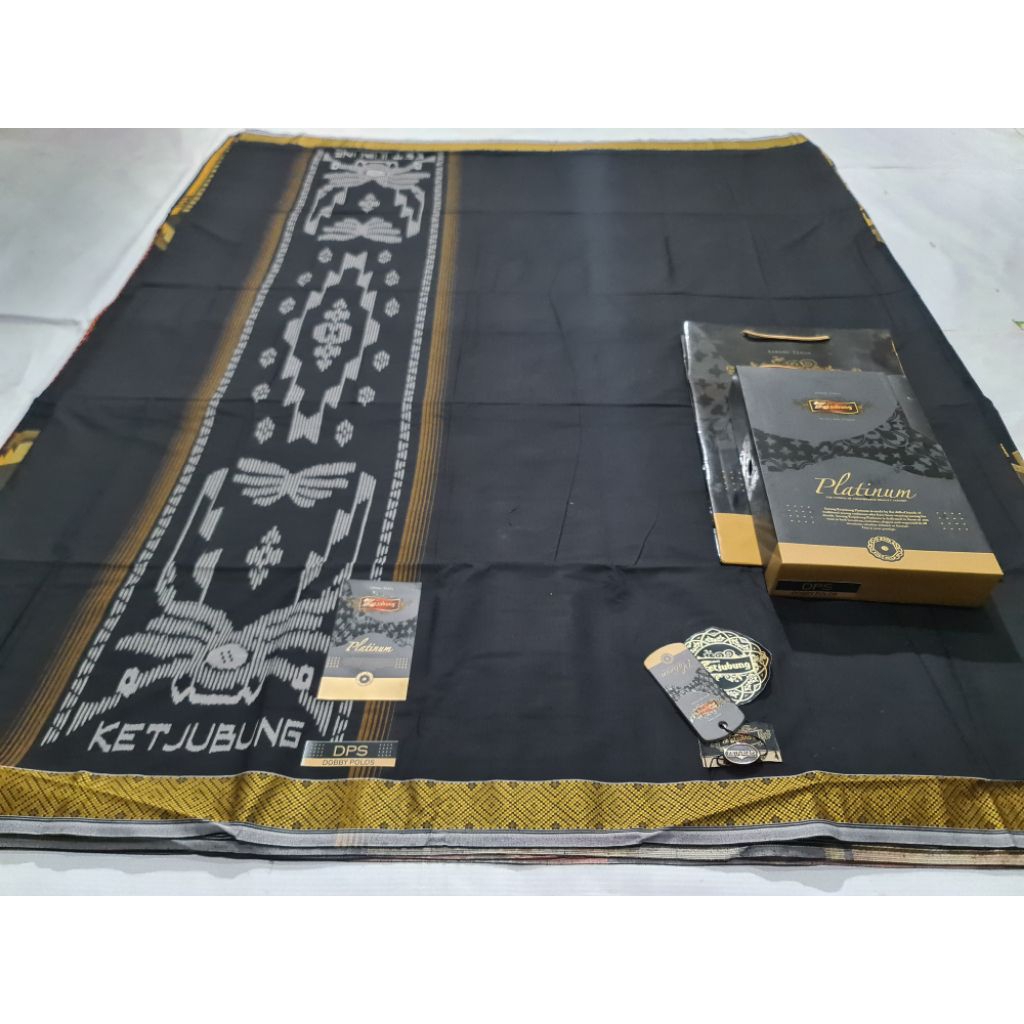 Sarung Ketjubung Platinum Spp TIS DPS GSI SPP JSD SJK Super Platinum JGN Gold Warna Hitam dan Putih 