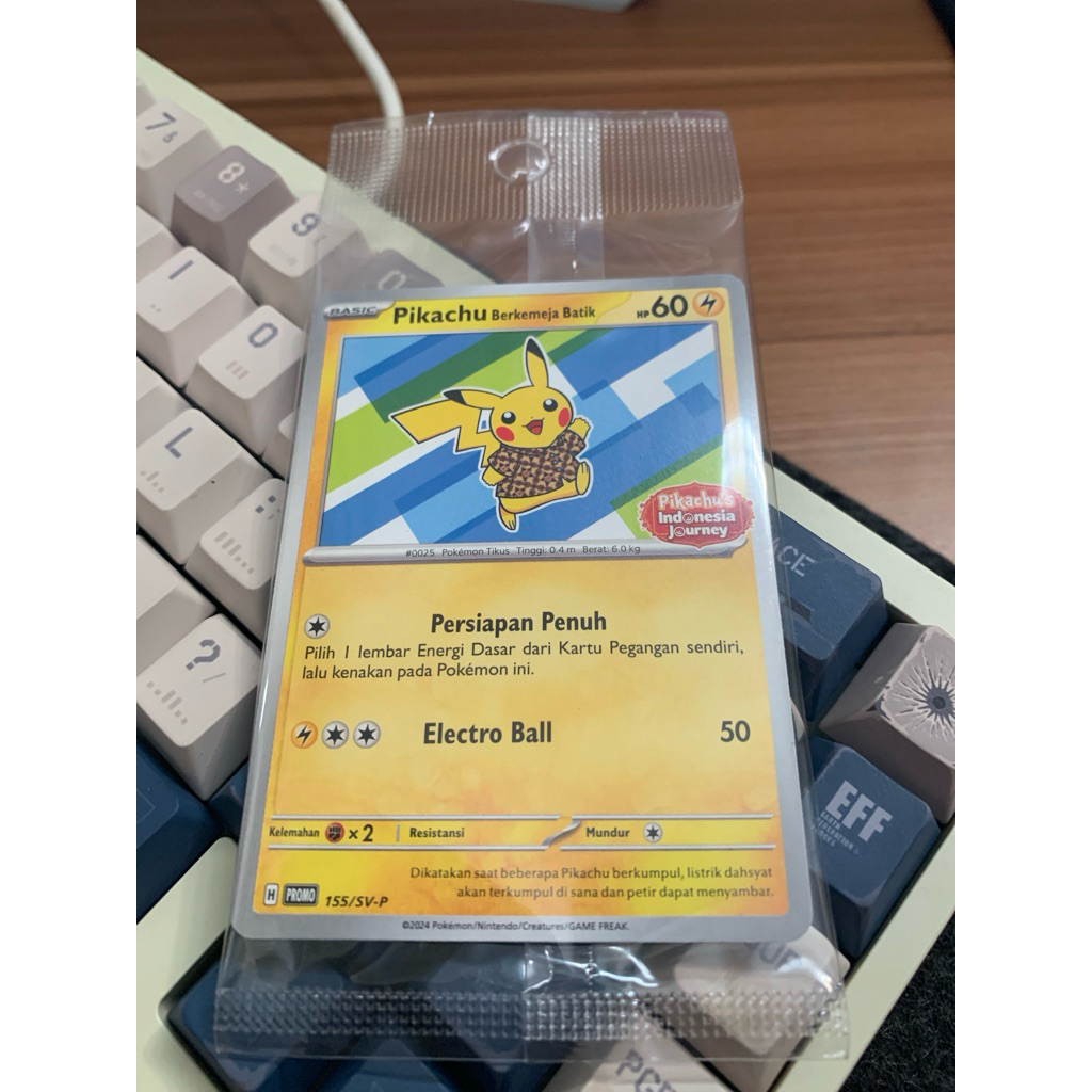 Pikachu berkemeja batik