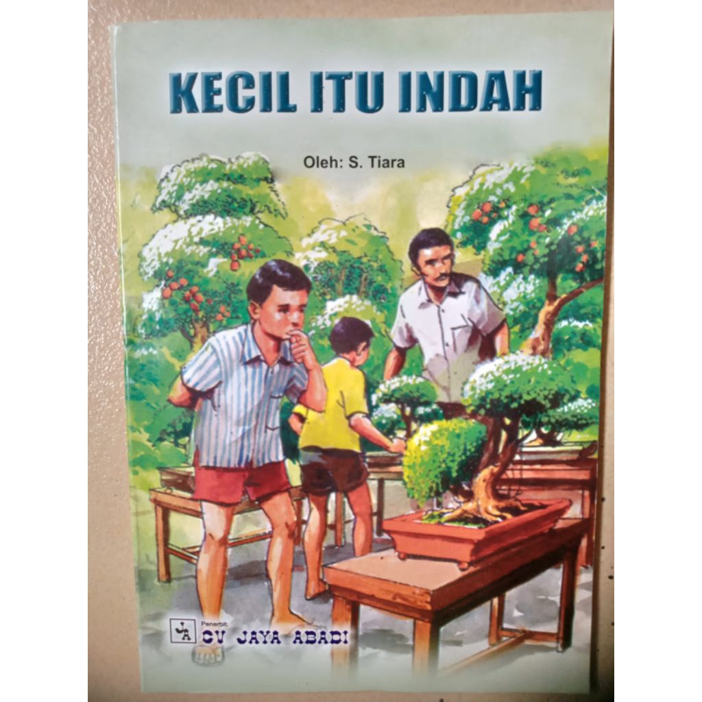 BUKU CERPEN KECIL ITU INDAH