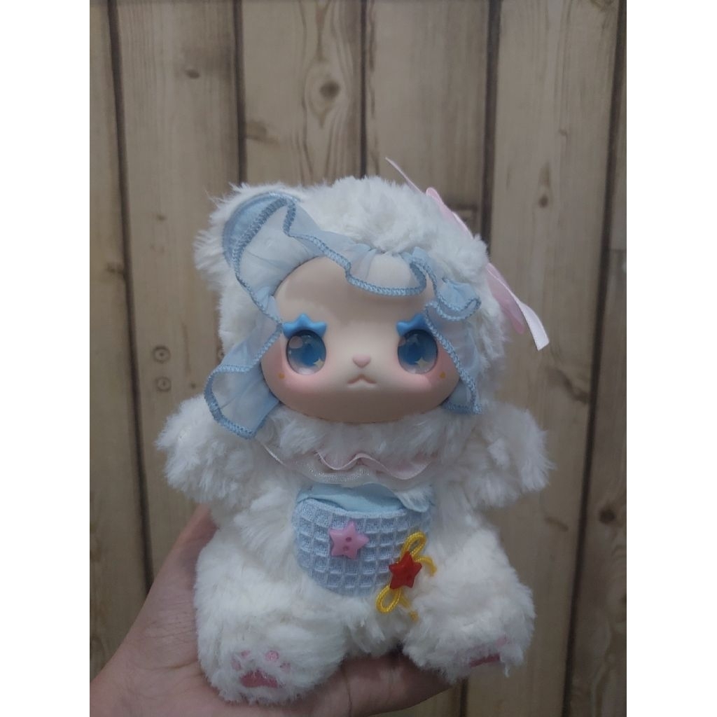 Emma Lovely Pocket Lace bear