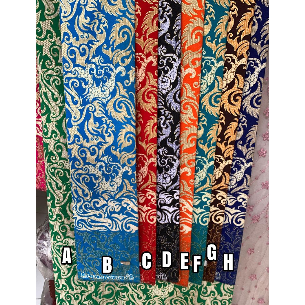 1 Roll Kain Batik BSY/BESWAY ± 80 Yard