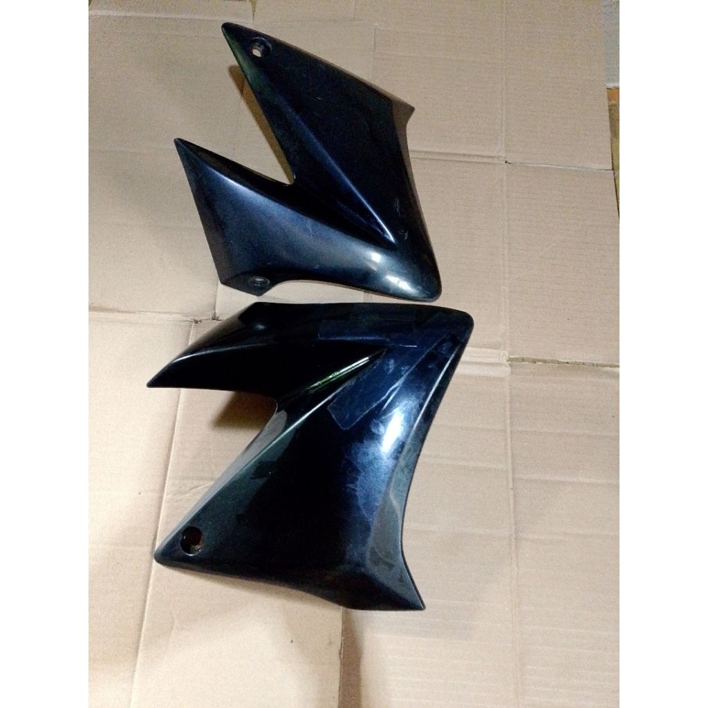 sayap Vixion sayap tengki Vixion old warna merah SECOND