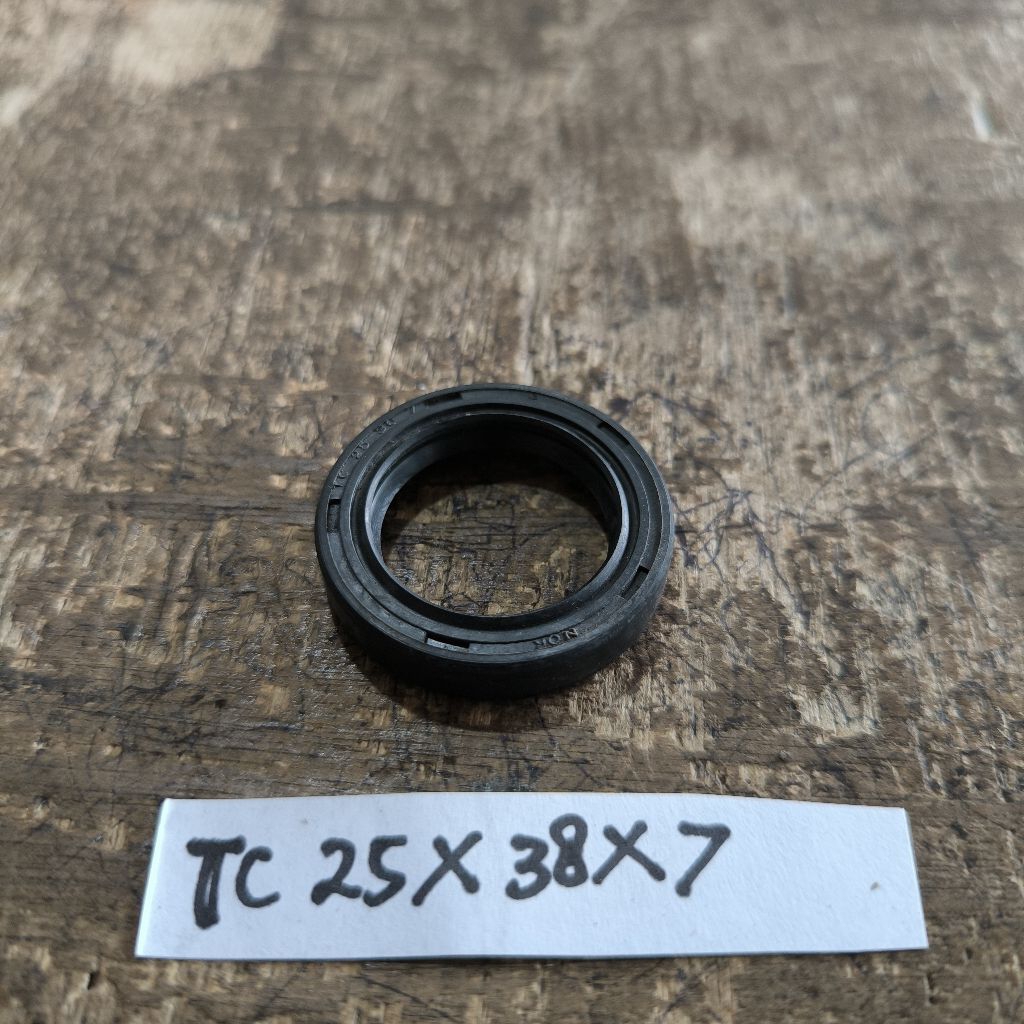 Seal 25x38x7 Japan High Quality