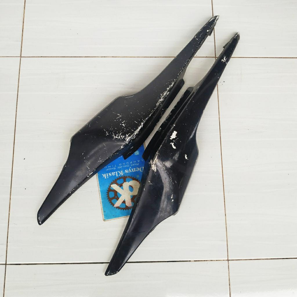 bahan cover body belakang CB150 R CB 150R lama old original second