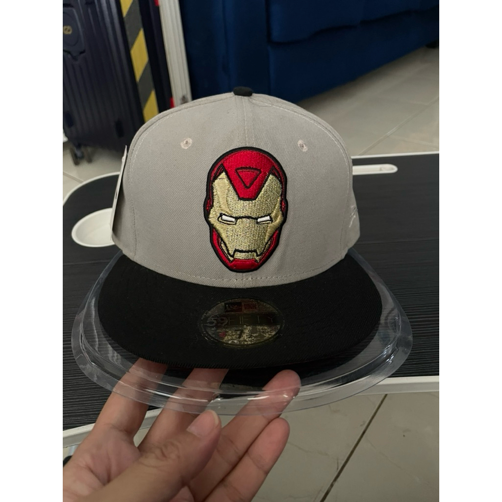 Topi New era x Marvel comics Iron man Second