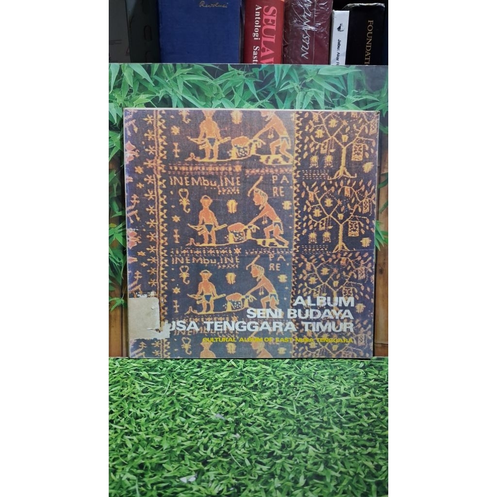 Album Seni Budaya Nusa Tenggara Timur - Departemen Pendidikan dan Kebudayaan