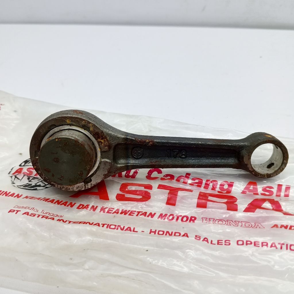 connecting rod stang seker seher piston honda astrea c800 c 800 original asli honda astra internatio