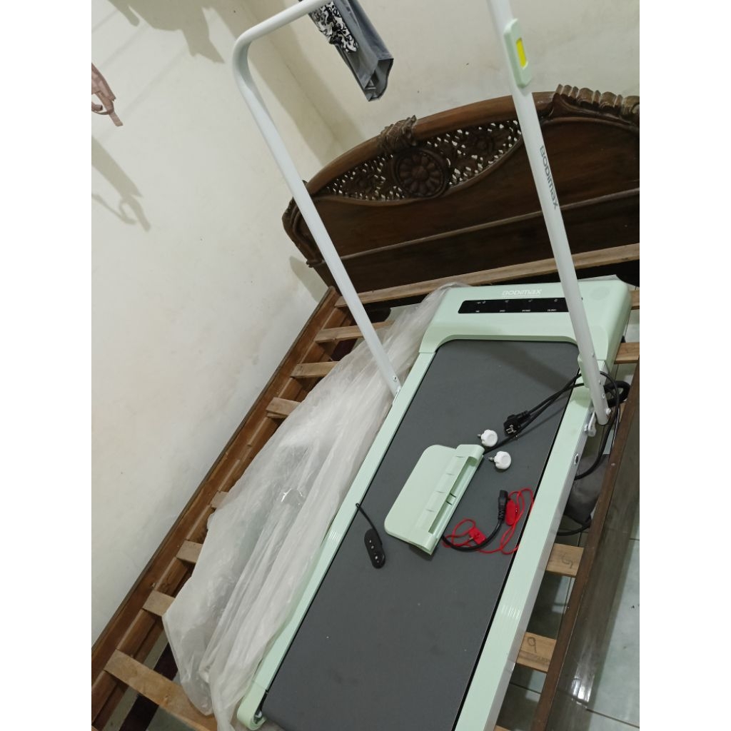 PL Treadmil merk bodymax