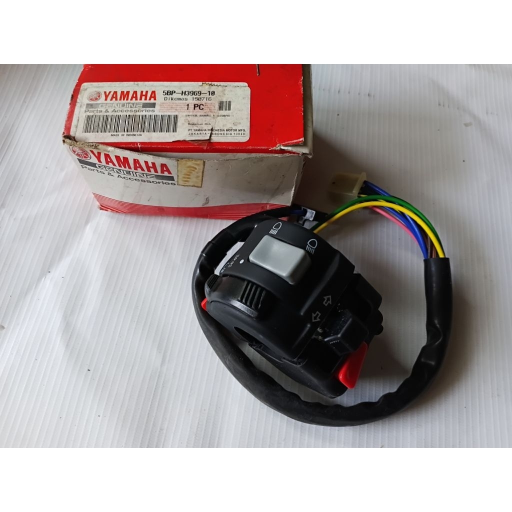 Holder Kiri Yamaha SCORPIO Original Nos YGP 5BP-H3969-10
