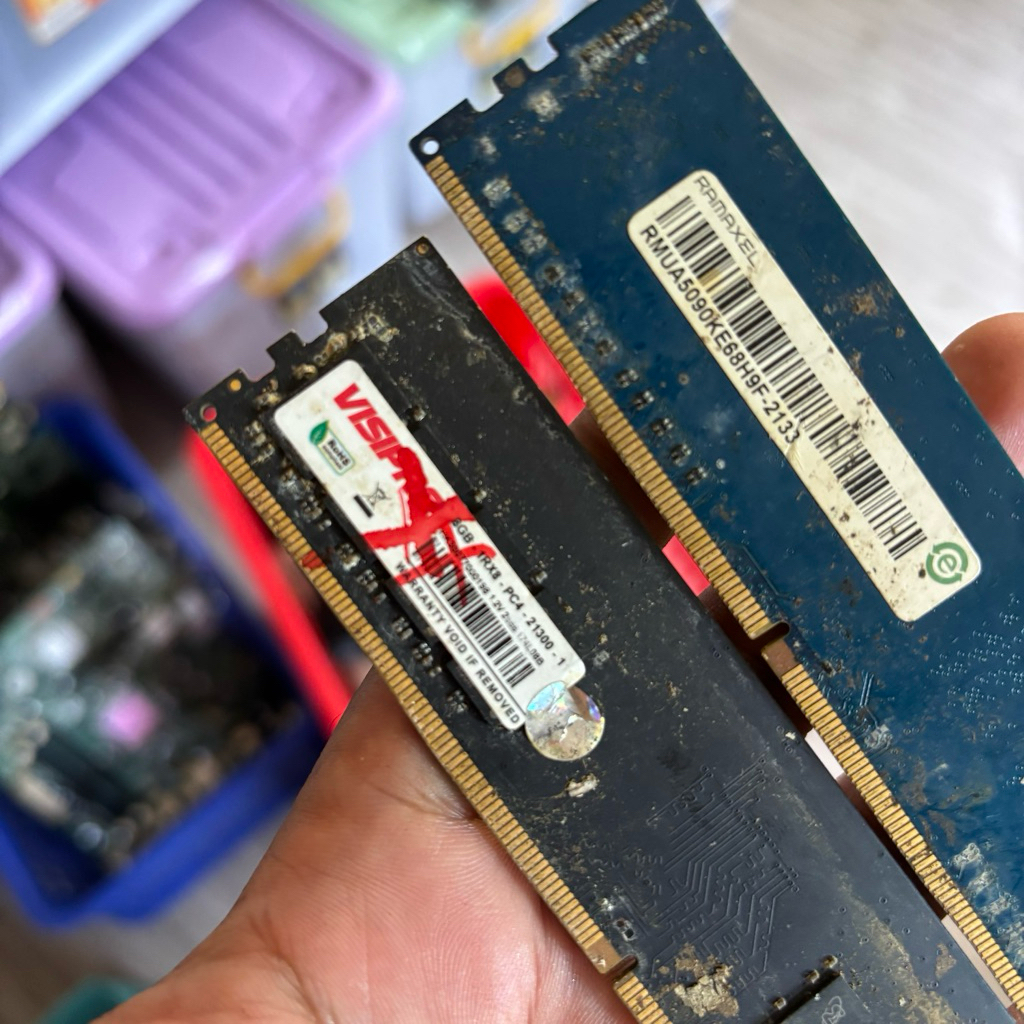 RAM KOMPUTER  DDR4 KOROSI KARAT RUSAK LONGDIMM